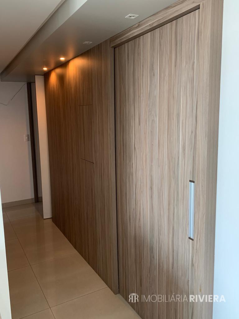 d239b3f5-263b-4aa3-89c2-1ff13687e898